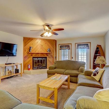 Brown Family Condo For Families Golf Trips And Girls Getaways Wisconsin Dells Exterior photo
